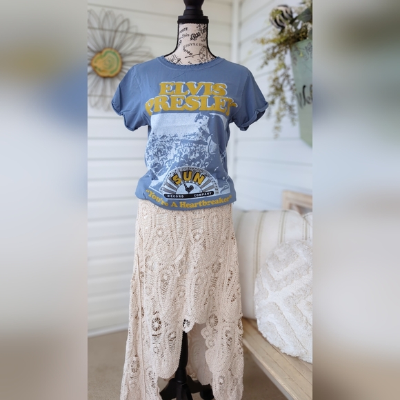 Crochet Skirt - Picture 2 of 7